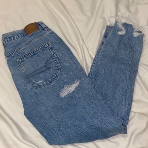 Distressed AE “mom jean”